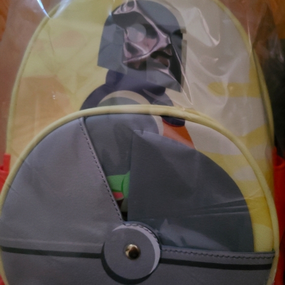 Bundle of 4 NYCC LOUNGEFLY STAR WARS BACKPACKS + 1 WALLET DARTH  MAUL MANDALORIA - Picture 5 of 16